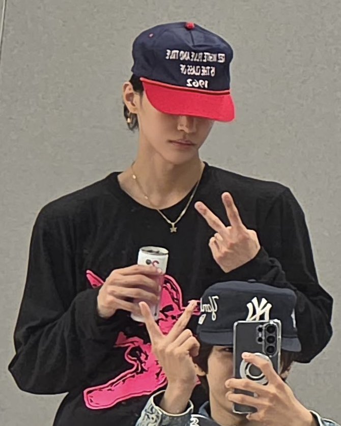 เอชชึ tweet media