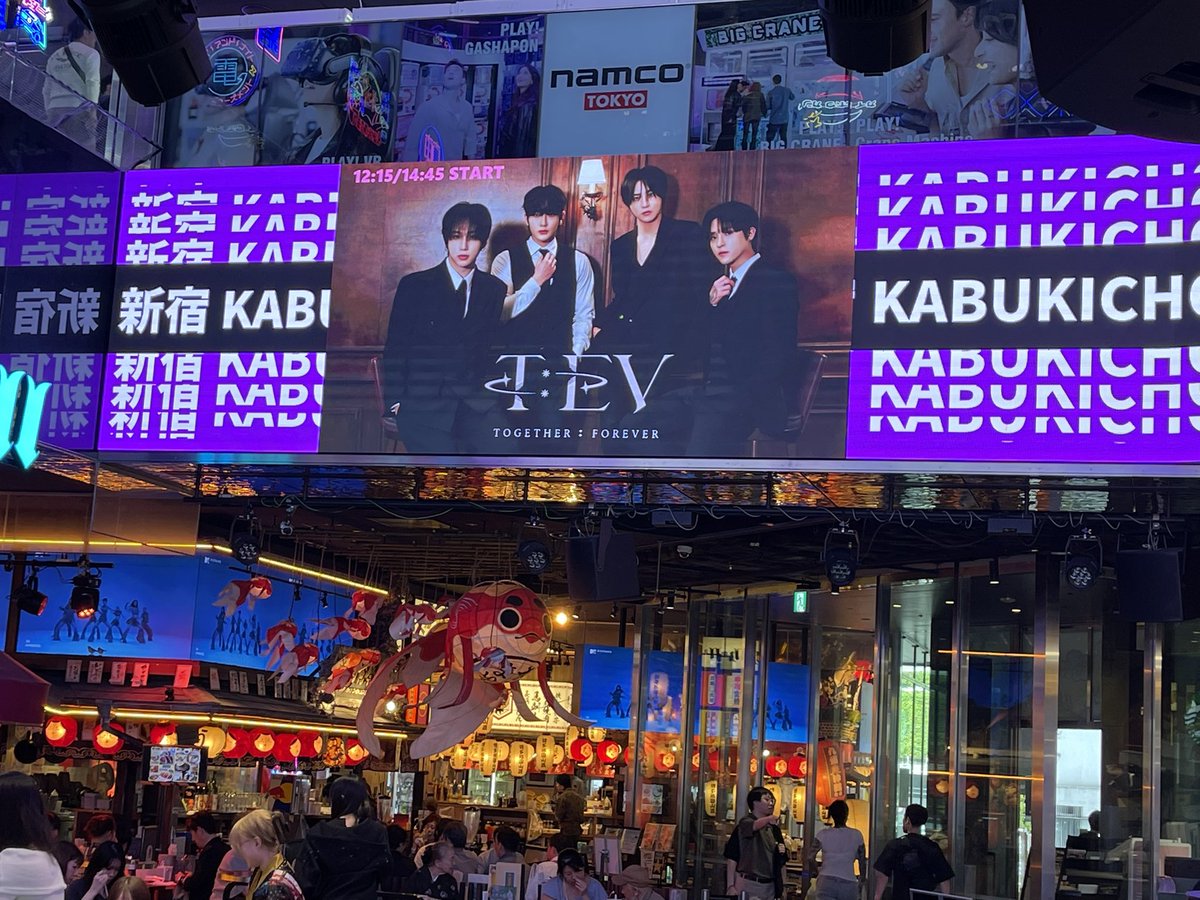 RE_LIVE_HALL_jp's tweet image. #TEV

歌舞伎町タワーありがとうございました！

明日はタワレコ新宿店！13:00からフリーライブ！！

よろしくお願い致します🤗