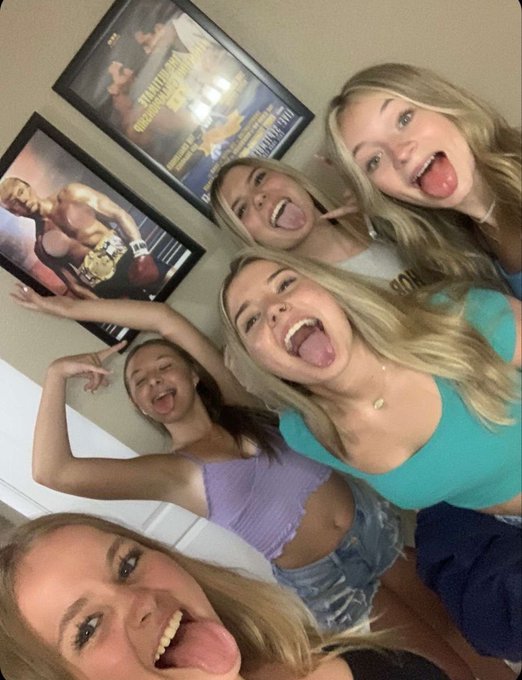 Emma tweet media