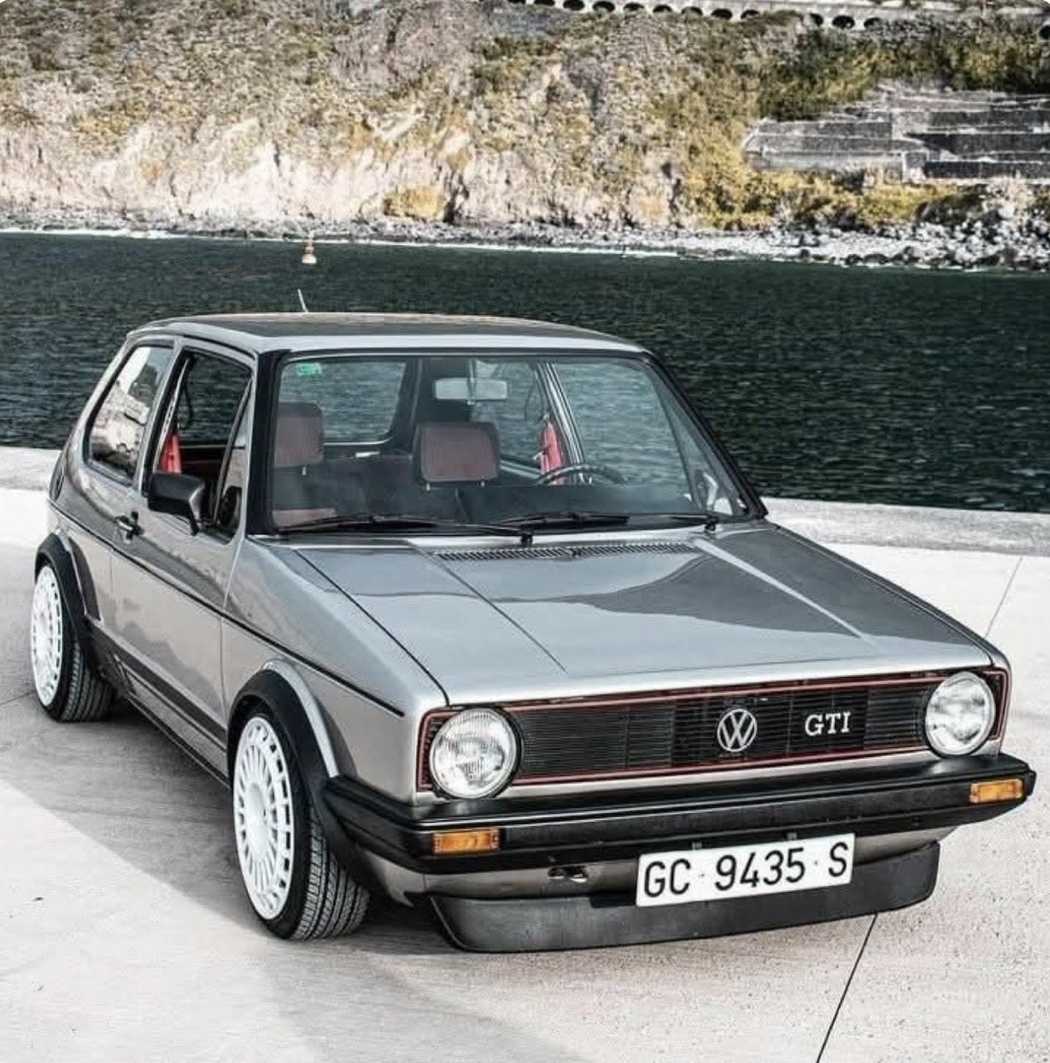VW CLASSICS tweet media