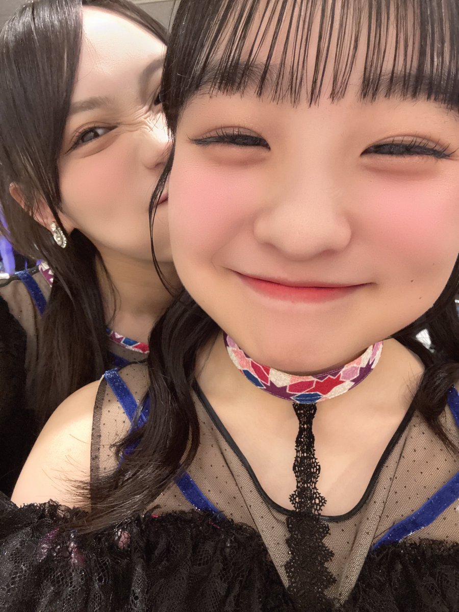 #博多どんたく港まつり 悪天の中、たくさんの方が一緒に盛り上がってくださいました😭本当にありがとうございました❤️‍🔥

どんたく復活80年の文字に、長い歴史の中で、15周年の #HKT48 が初期から参加させていただいてきたたくさんの時間に改めて感謝しました！

お祭り騒ぎが好きな博多が大好きだな〜！