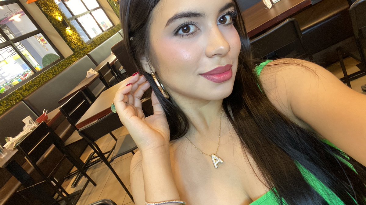 andrea romero tweet media