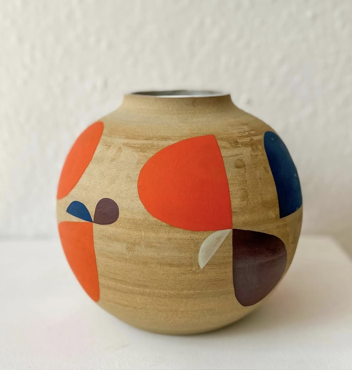 womensart1's tweet image. Heidi Clover, contemporary Finnish ceramic artist based in Kingsbridge, Devon, UK #WomensArt