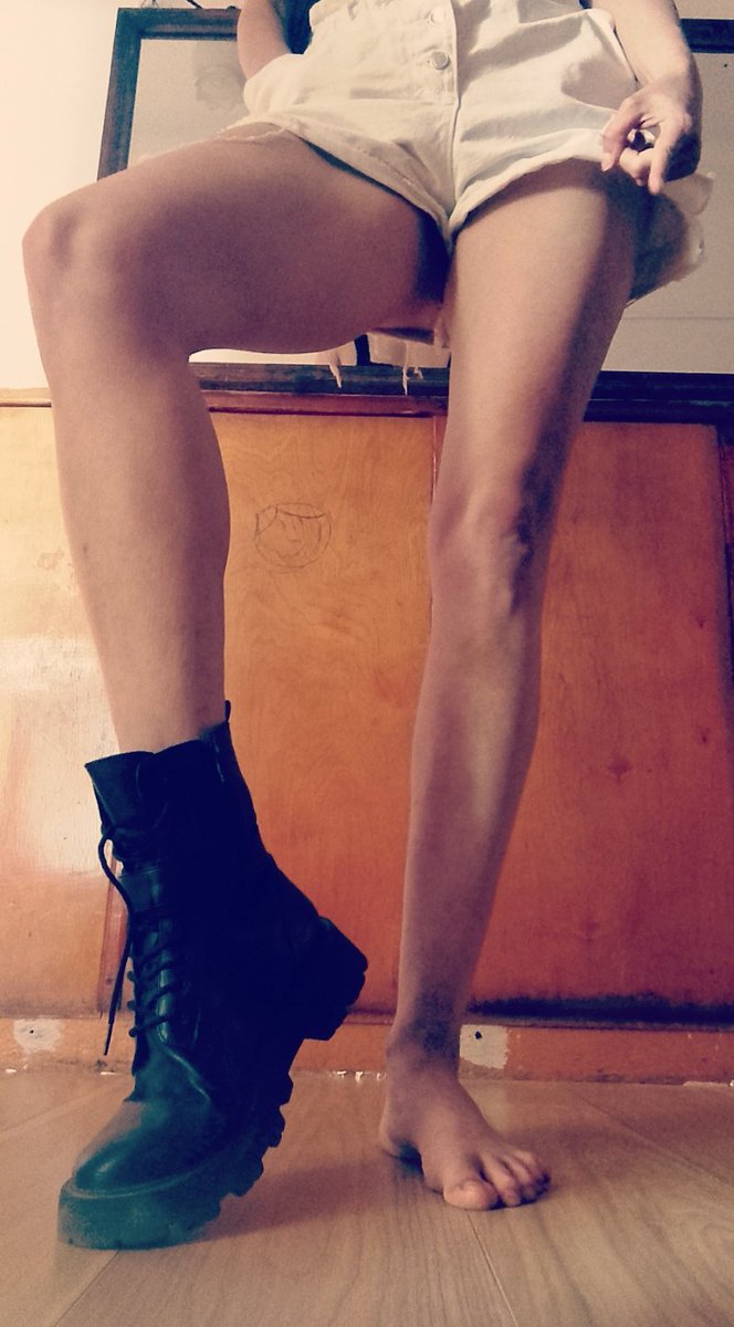LadyWendy👑QueenFeet👣👑😈 tweet media