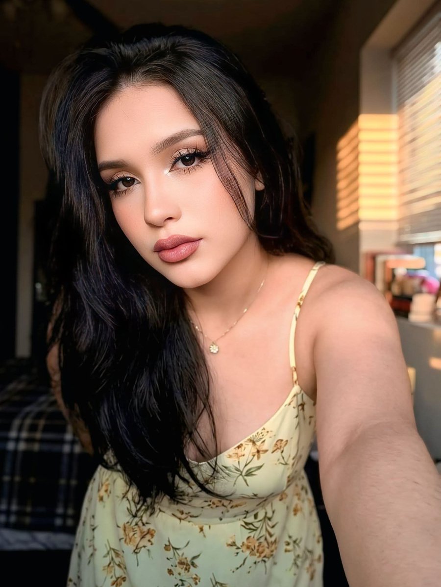 Liza tweet media