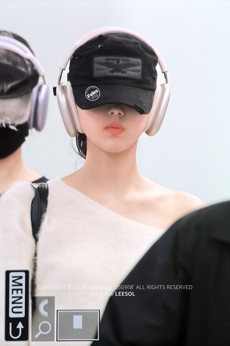 𝙁𝙚𝙡𝙚𝙨 tweet media