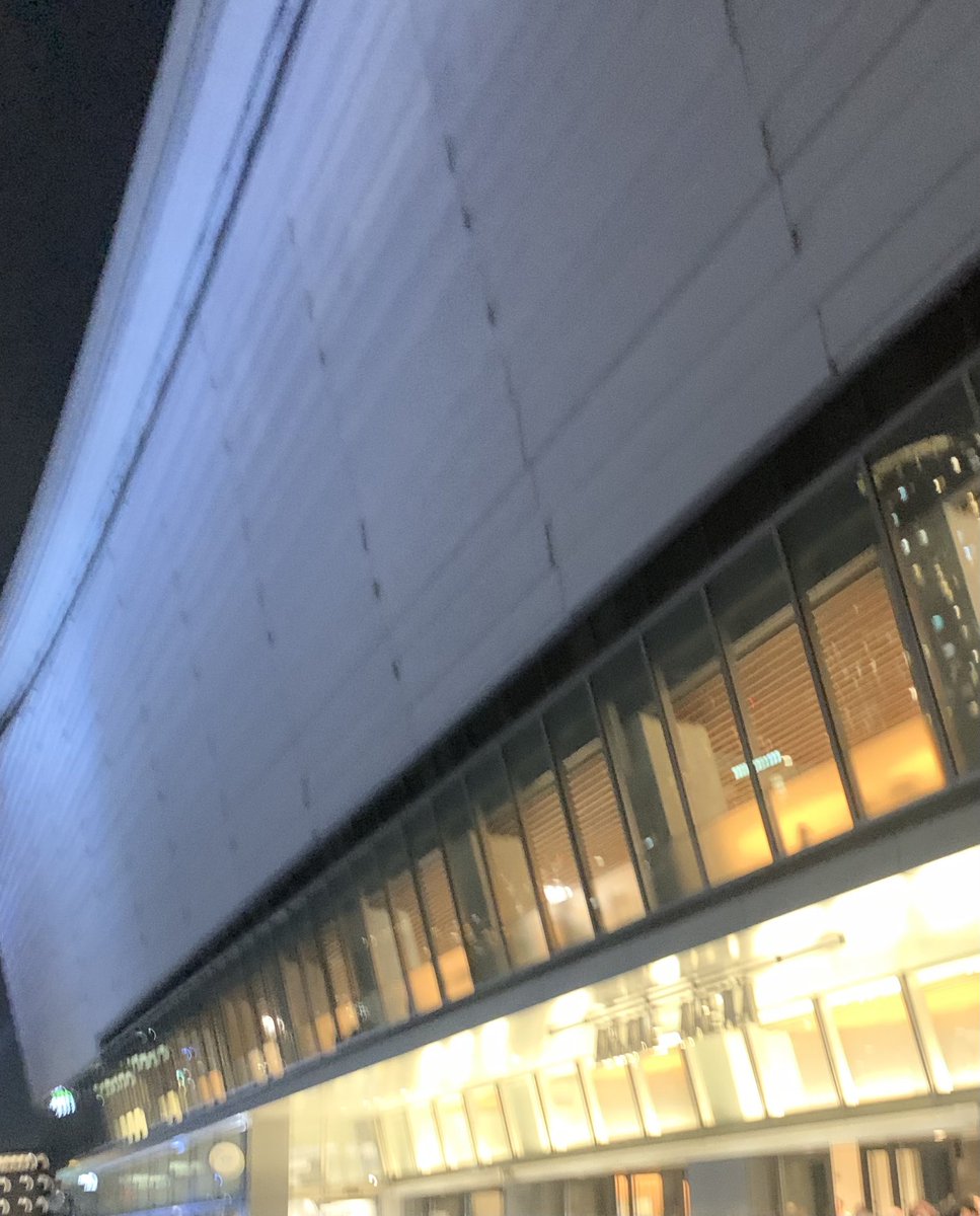 QUANTUM最終日、有明アリーナ行ってきました😃❣️
TMは大きな会場が似合う！FANKSの人達の多さに嬉しくなりました✨✨
3人ともすごくノッてのが良くわかったし、3人の笑顔が沢山見られたから本当に胸熱でした‼️
ライブもライブ後もお友達とずっと一緒で、新しいお友達もできてすごーく楽しかったです💕