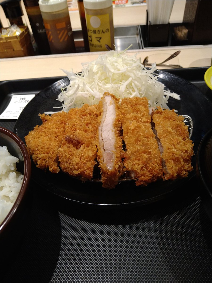 ササぁ/腰痛持ち/パラオ泊地 tweet media