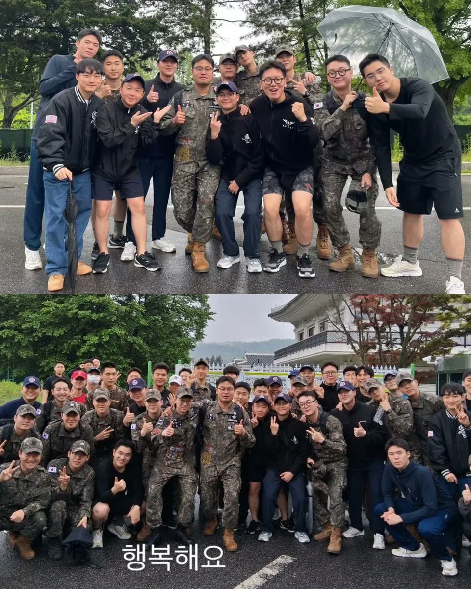 lannyRocha19's tweet photo. Novas imagens do nosso Rei Eunwoo com seus companheiros da banda militar.

👑🩵

#chaeunwoo #차은우 #astrolunafcbr https://t.co/aPSOV9l2Ru