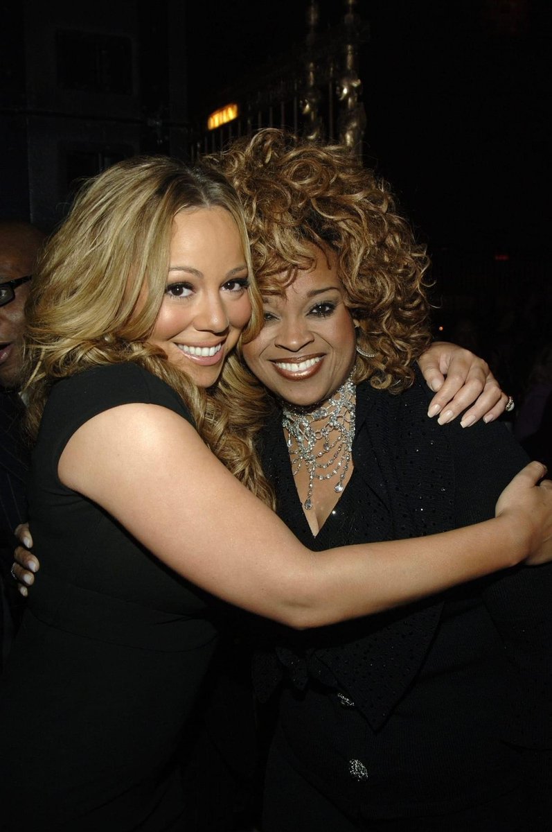🦋MariahCareyLogic (fan page) tweet media