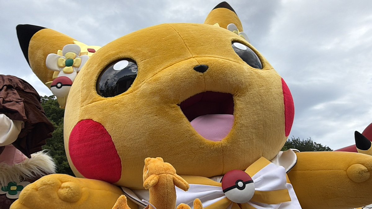 ポケパークカントー　ピカチュウ　リザードン ポケパークカントー行ってきました！！ 本日の相棒はリザードン