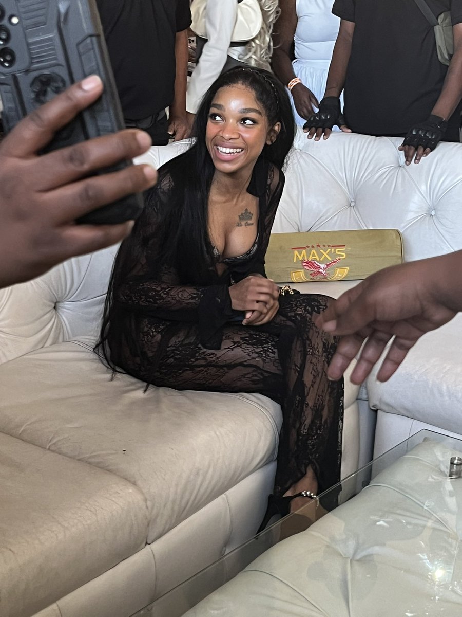Ndlebezimchewane tweet media