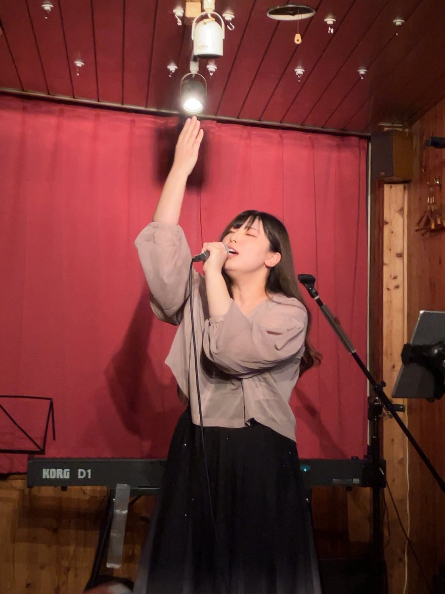 ARYU tweet media