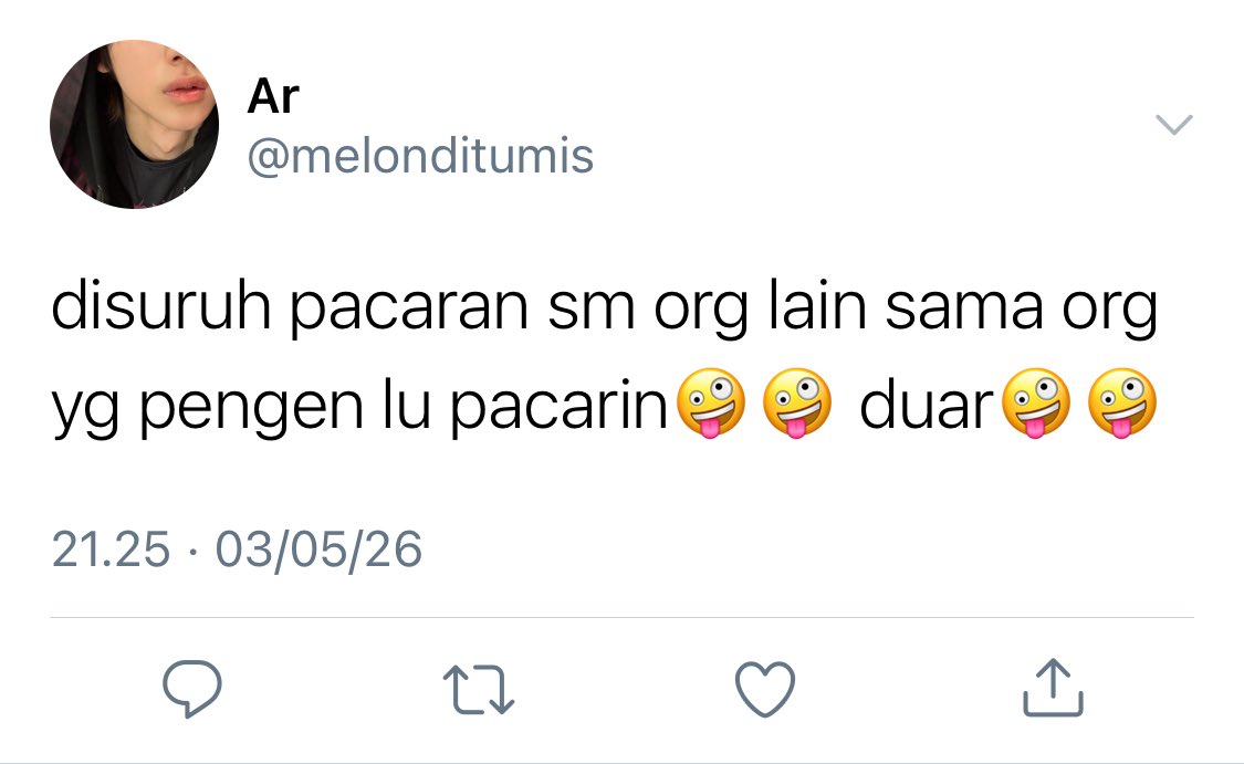 𓇼 tweet media