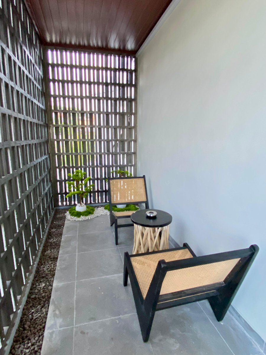 Surinames666's tweet photo. Akhirnya ada space dirumah untuk ngudud, seneng banget https://t.co/q0CCupDAbA
