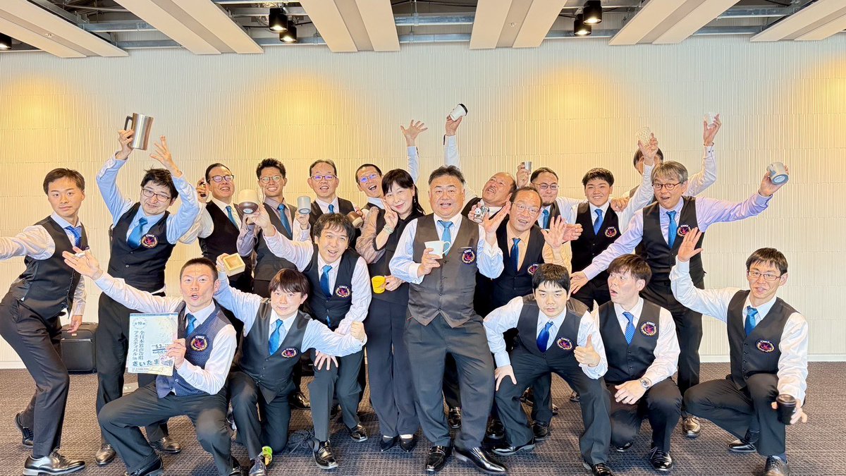 SW_chorus's tweet photo. 男フェスinさいたま、終演しました！！！

今回最南端からの参加となったウィザードを、温かく歓迎くださり、誠にありがとうございました🌴✨

本日お会いしたすべての皆さま、また2年後もお会いしましょう✊🏻🔥

合唱すごいぜ！！ありがとう埼玉！！

#男フェスinさいたま
#男声合唱フェスティバル https://t.co/QSJDqvEtsj
