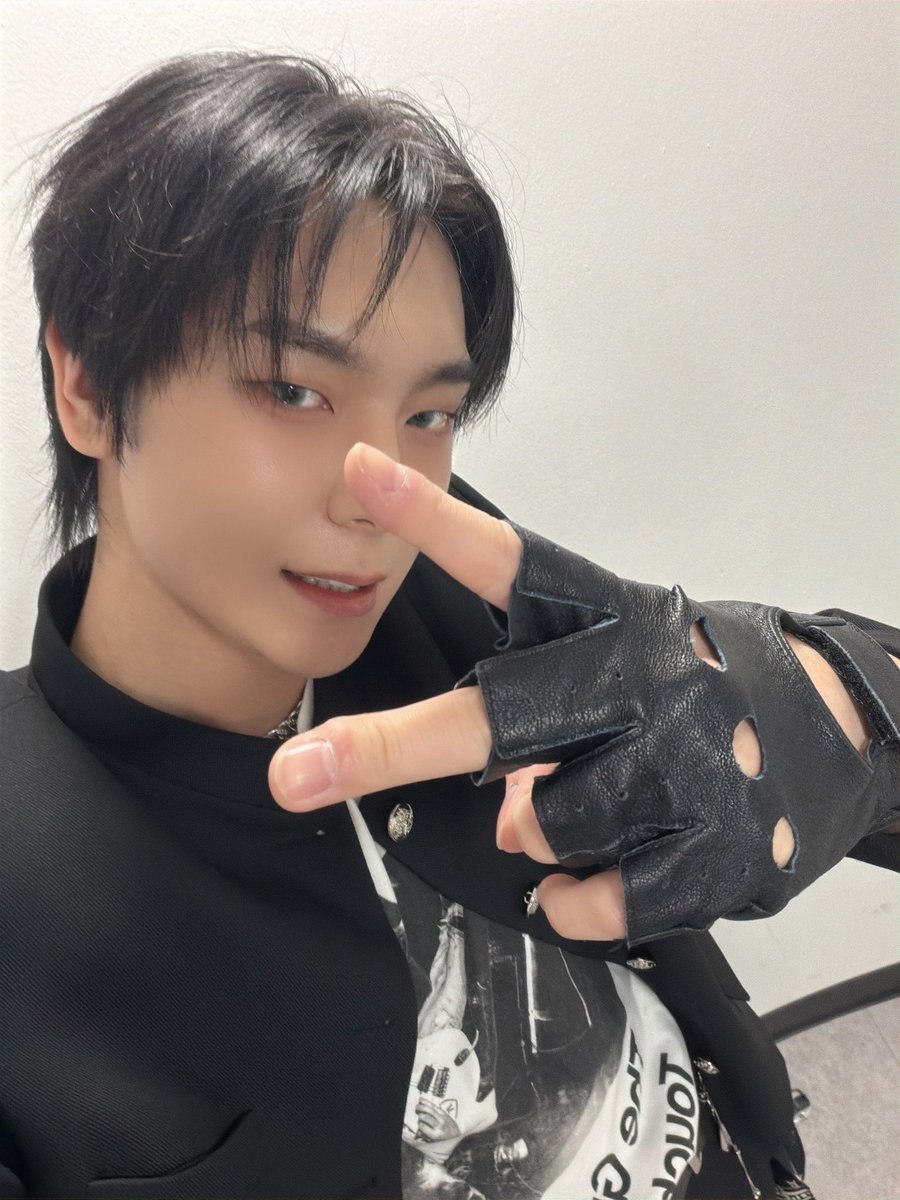 OMEGA X tweet media