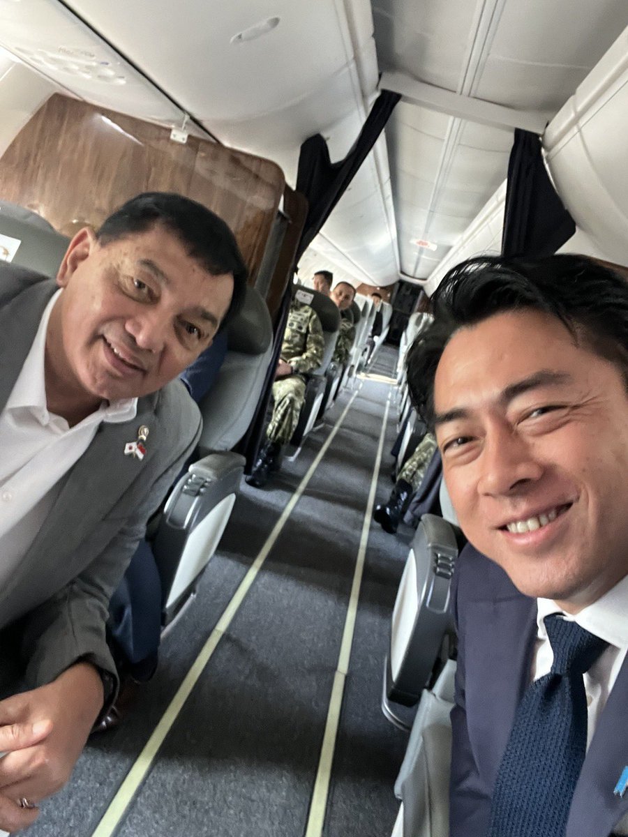 小泉進次郎 tweet media