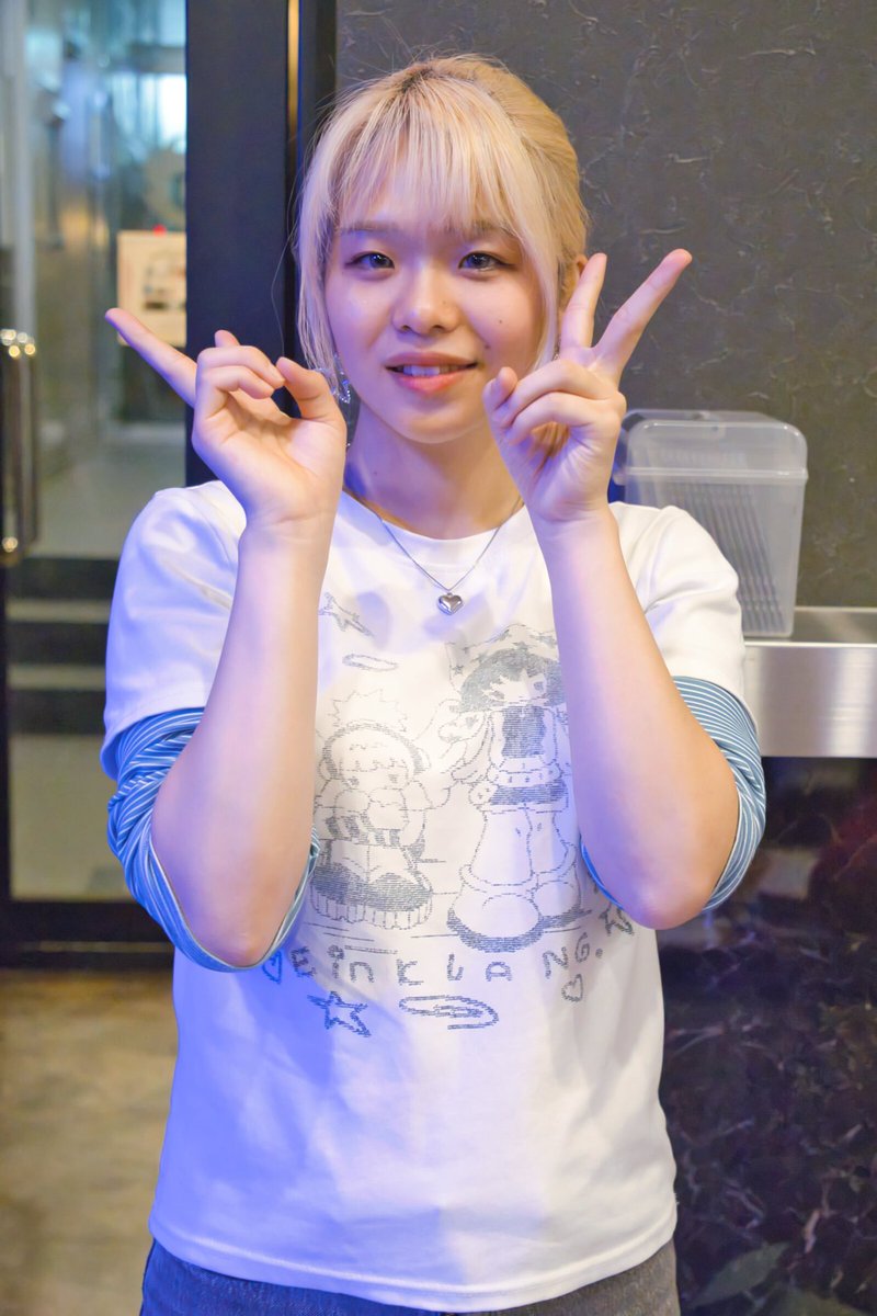 gkiw68's tweet photo. 2026/4/29(祝)
Dawn to BOX
#MUSEBOX
#安達花
#杏月アカリ
#wAtA
#星愛
少し日にち経ってしまいましたが💦
うまくいかない事があり少し気持ちが落ちてたのですが、知った顔が多く😊いつもの曲を聴いてたら、気持ちが楽になりました。ありがとうございます☺️ https://t.co/GADnfZ7La1