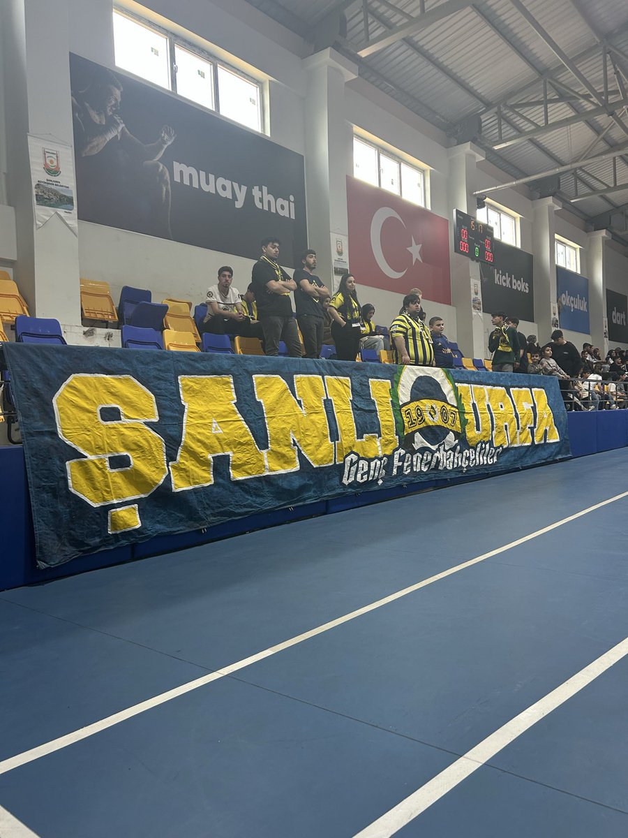 URFAGFB's tweet photo. ŞANLIURFA BŞB - FENERBAHÇE'miz

Tekerlekli Sandalye Basketbol Süper Ligi karşılaşmasında Fenerbahçe'mizi yalnız bırakmadık.

#Gençfenerbahçeliler https://t.co/S19bPr4a9u