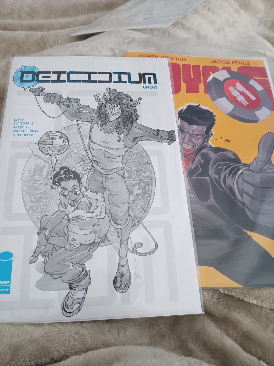 P03TH3IR's tweet photo. Got some cool stuff this week. #Headlopper #Deicidium #Royals #EnergonUniverse #andrewmaclean #jordiebellaire @therightram @cagle_evan @an_anandrk @adityab #derekkirkkim #jacobperez https://t.co/MAgKp4lPhN