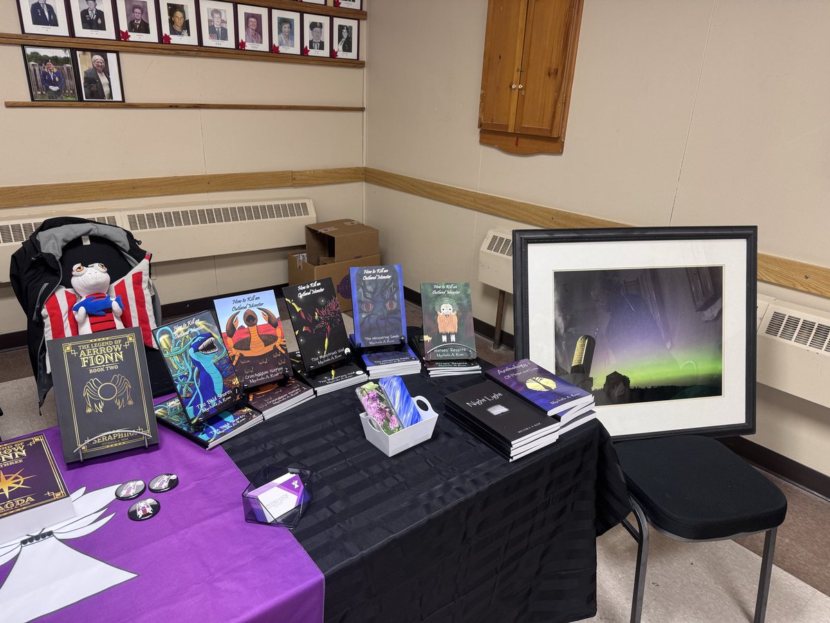 MychailaARose's tweet image. At the Smiths Falls Legion right now! If you’re in the Ottawa Valley you should come visit!
#art #books #readers #BookTwitter #photography #craftshow #ottawa #smithsfalls #canada #legion #artshow #author #nature #acrylic #digitalart