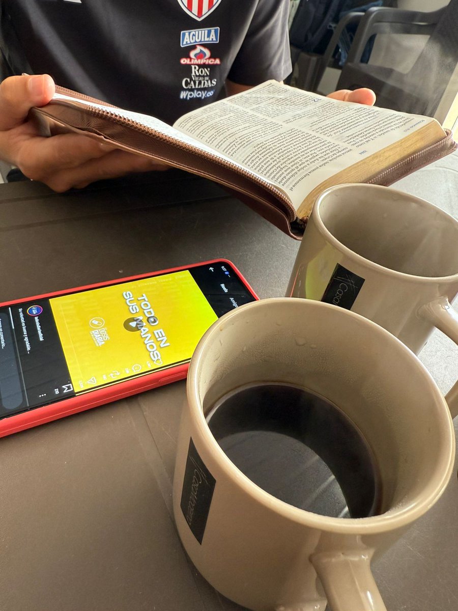 Yeli ☕ tweet media