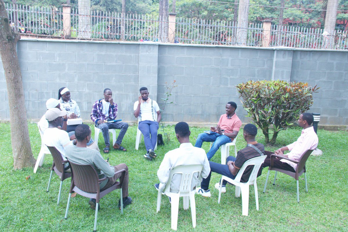 DaltonSsekyanzi's tweet photo. Encouraged to see many boys and men showing up today in Kampala at Nuviva Diagnostics.

Reproductive &amp; sexual health is everyone’s responsibility.
Real change starts when men are part of the conversation.

join us every Sunday.
#NuvivaHealthTalks #ReproductiveHealth #MenInHealth https://t.co/YJLquABjei