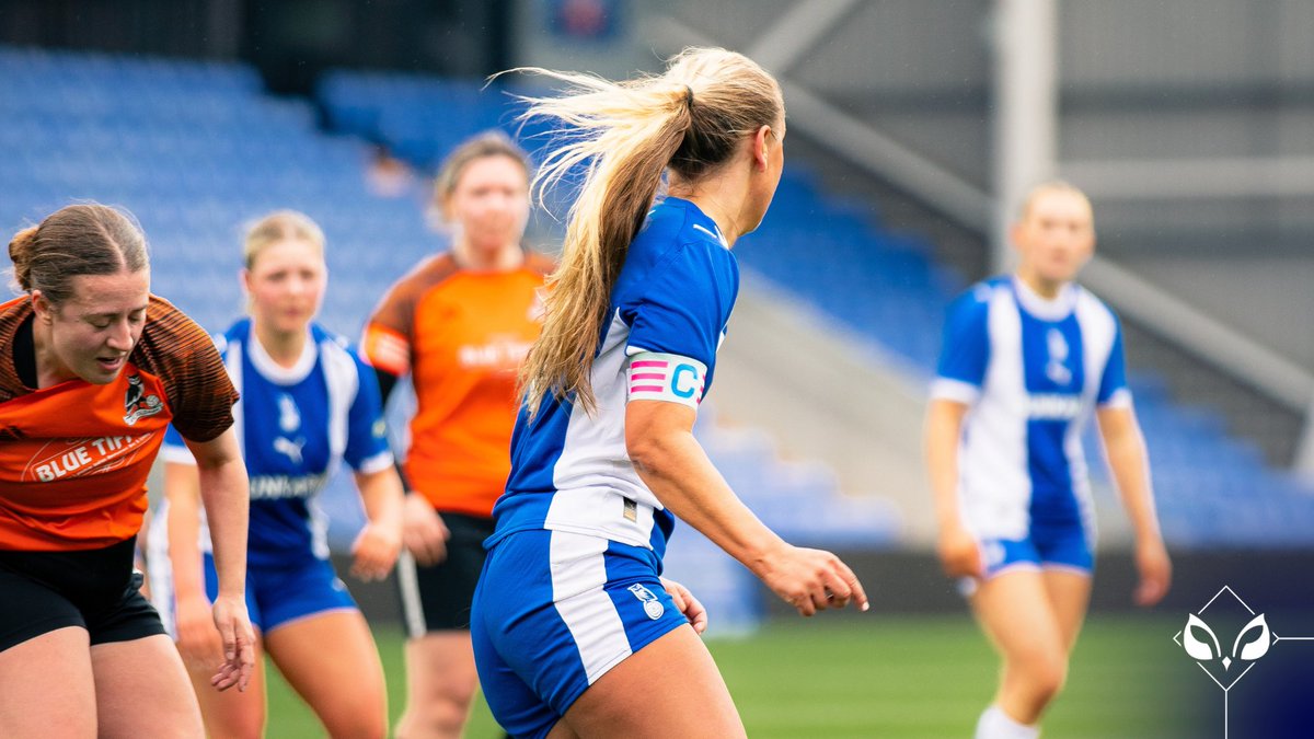 OfficialOAFC's tweet photo. 👏 Latics Women produced a dominant performance on the Boundary Park pitch this afternoon, beating AFC Oldham 5-0! #oafc https://t.co/Wgk1trxzfo https://t.co/mVvjXhvnqH