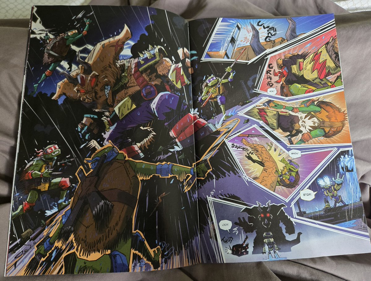 Superaustin152's tweet image. I love this splash page its really cool.
Always love seeing Zog and the Triceratons their a fun part of the TMNT Universe 
#TMNT
#TeenageMutantNinjaTurtles 
#TalesoftheTeenageMutantNinjaTurtles