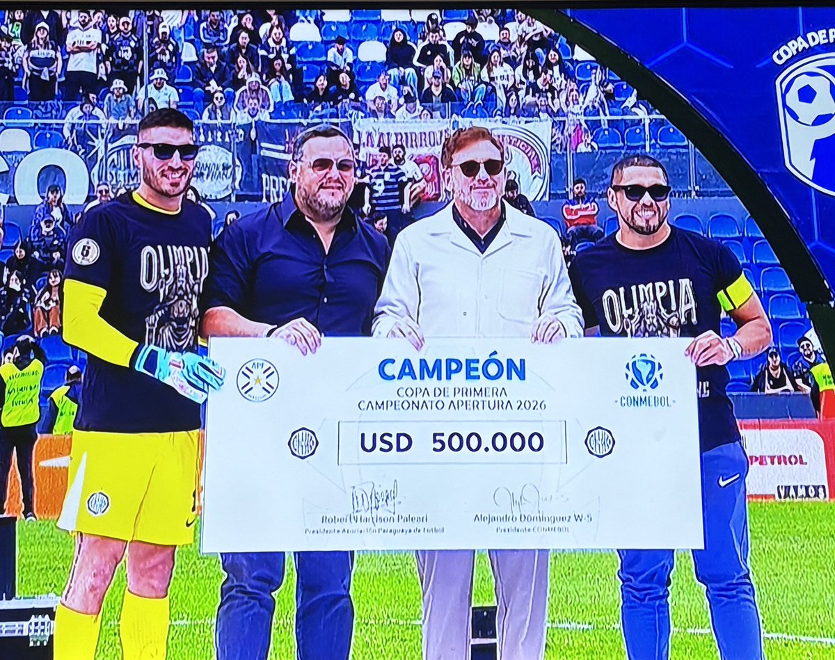 Por un 2027 repitiendo la foto pero entregando la Copa, Ale querido <a href="/agdws/">Alejandro Domínguez</a>
