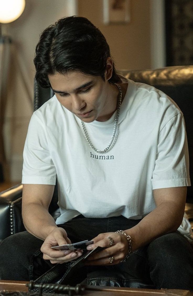 KC 🎸💣WB🥖🪐 HE🖌️📖 Update (@woojubakery) / Posts / X