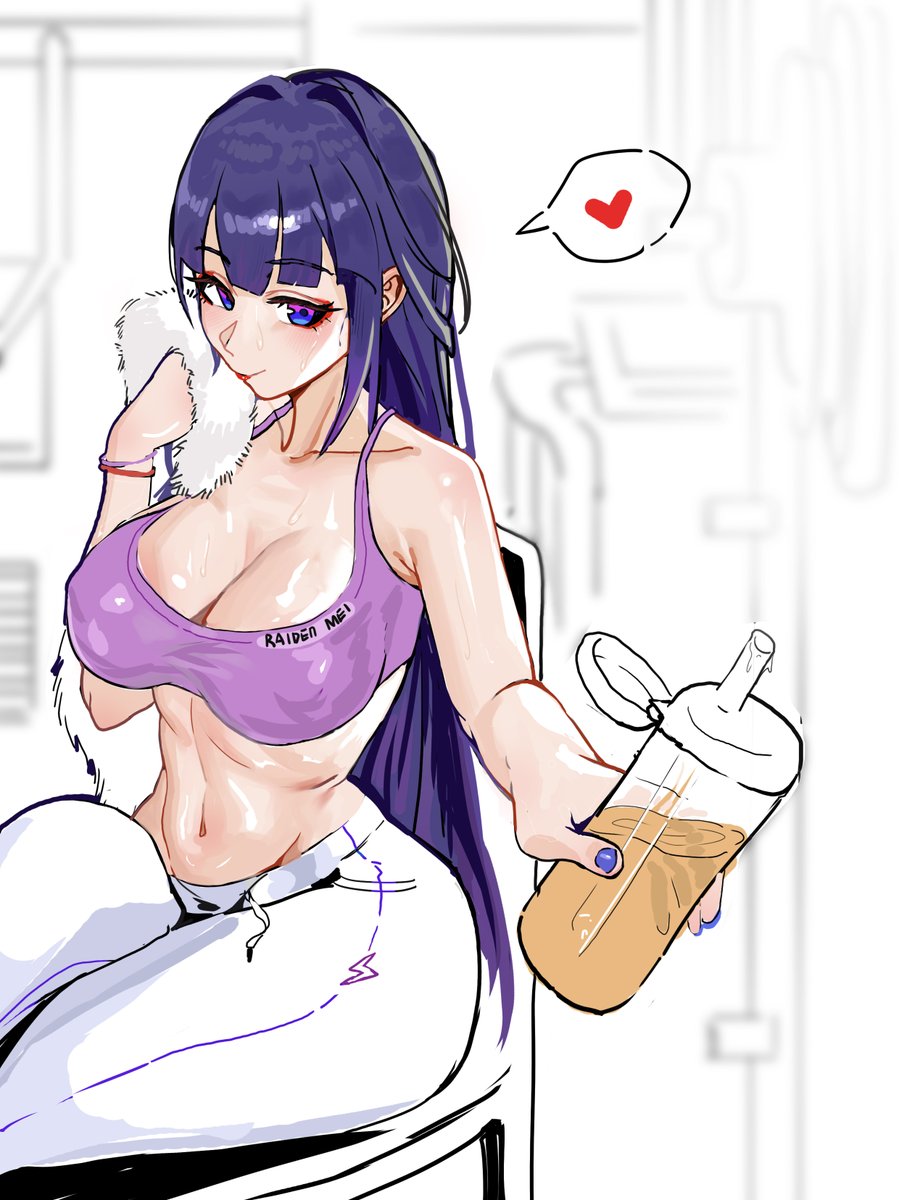 If some hot sweaty babe hands me their pissdrink i'm taking a sip idc