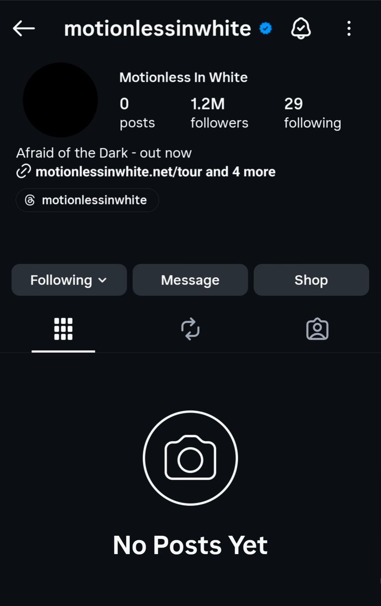 Chris Motionless tweet media
