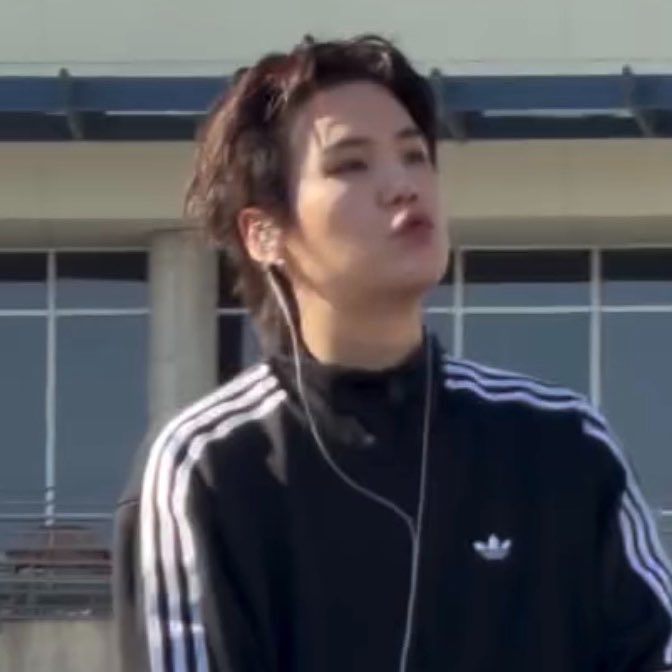 wdytagustd's tweet image. (for 윤기) 260504
today's yoongi 
#SUGA #AgustD #슈가 #BTSSUGA
#방탄소년단슈가  #シュガ @BTS_twt