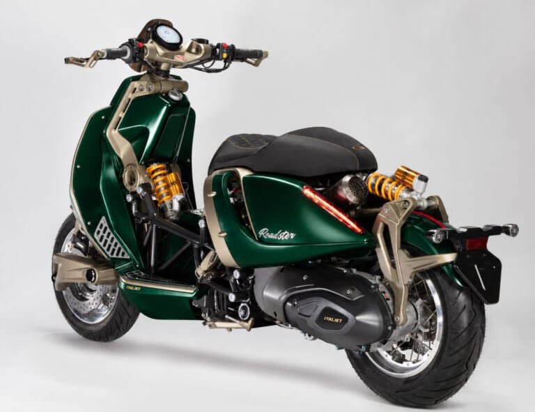 Accela@バイク記事紹介 tweet media