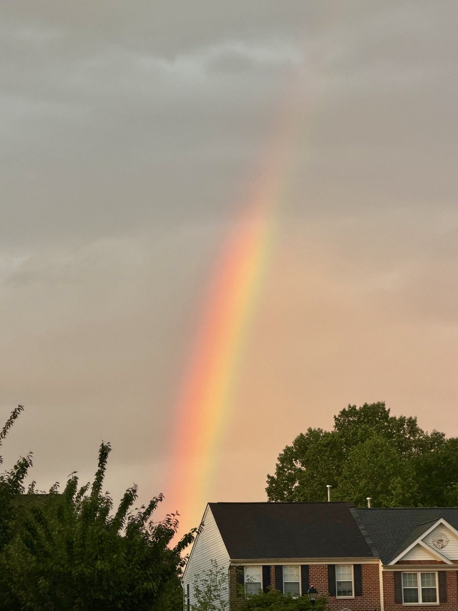 BaltimorePerk's tweet photo. @DalenciaWBAL Happy Mother’s Day to all the Super, Great Moms! As the Sun sets tonight over our Bel Air neighborhood, here is a beautiful partial 🌈for all the Moms! https://t.co/8jXqIlEbyI