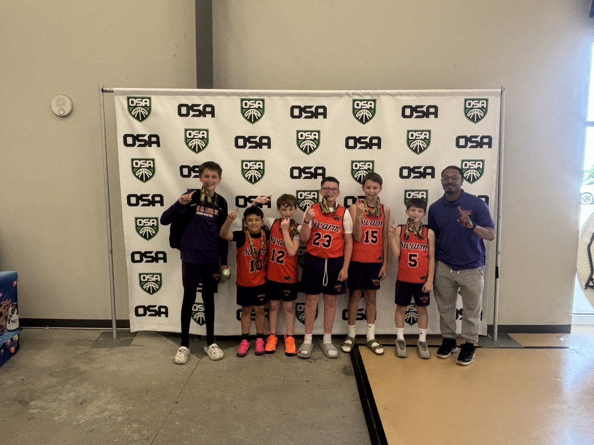 SWARM_BBALL's tweet photo. SWARM-Thedford Champs 🏆 https://t.co/HbPMJrIyYU