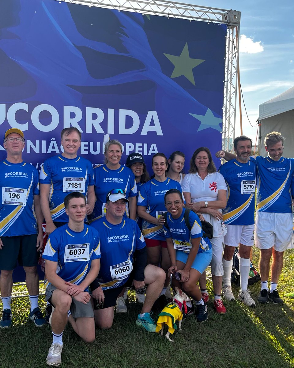 PLnoBrasil's tweet photo. 🇪🇺 Dzień Europy – 9 maja 🇪🇺

Z tej okazji w Brasilii odbył się tradycyjny Bieg Unii Europejskiej.
🇵🇱 Polska z dumą była reprezentowana przez naszą ambasadę na dystansach 1 km i 5 km.
Dziękujemy wszystkim uczestnikom za wspólne świętowanie europejskiej jedności! 🇪🇺 💙 https://t.co/4eFKLYn1kn
