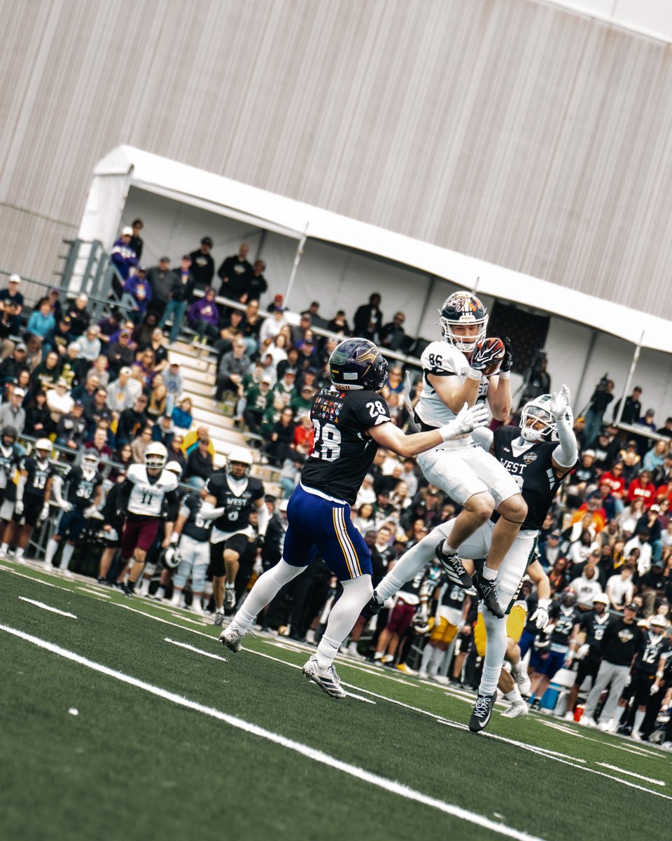 StFX X-Men Football tweet media