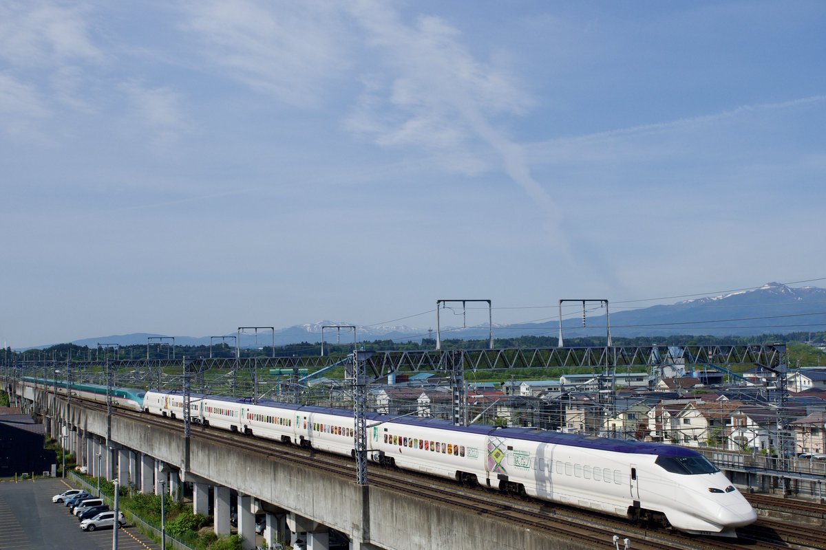 F5001224's tweet photo. はやこま95号E6系&amp;H5系 
E926形S51編成 East i秋田検測
E3系L69編成&amp;E5系〜はこビュン新幹線盛岡回送 https://t.co/xQBxrmKRn5