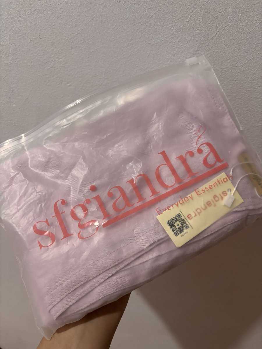 flywithflaw's tweet photo. @jwieeyyas warna dusty rose 45 kak blom dipake https://t.co/YKsEHxkRyN