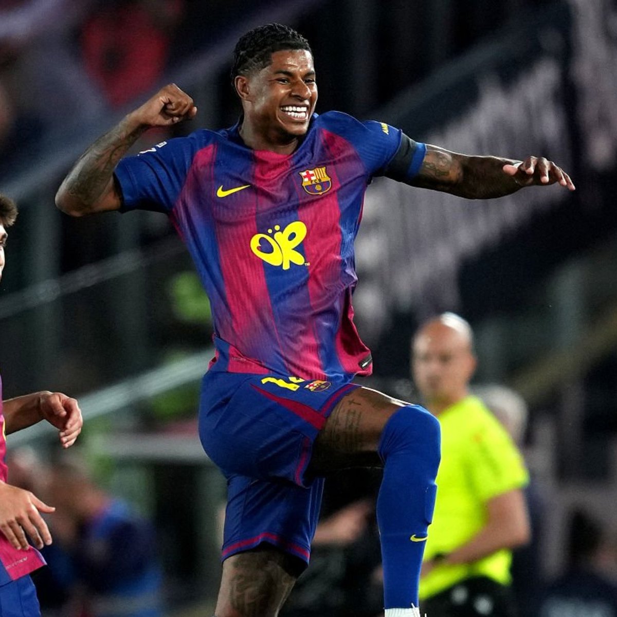 MrBanks💰 tweet media