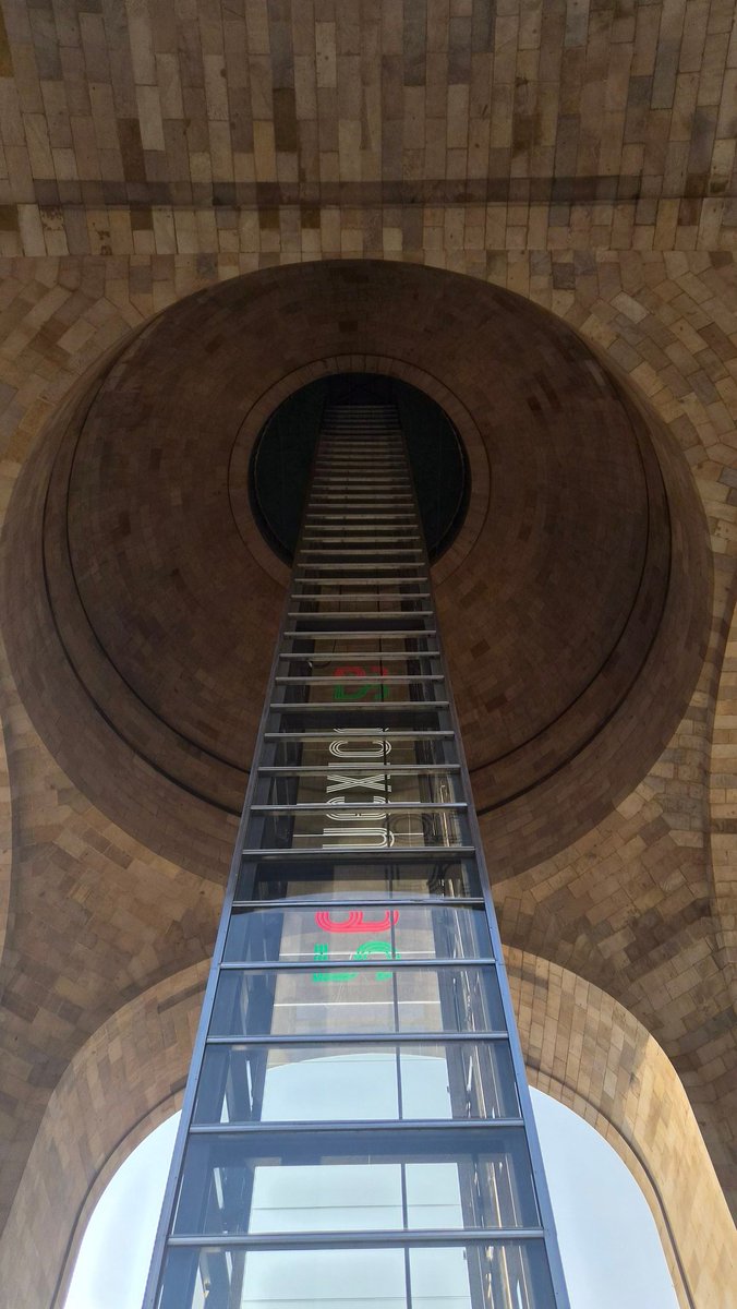 juanbflash's tweet photo. #monumentoalarevolucion #frontonmexico #cdmx_oficial #mexico #photography https://t.co/5tKqXsmC52