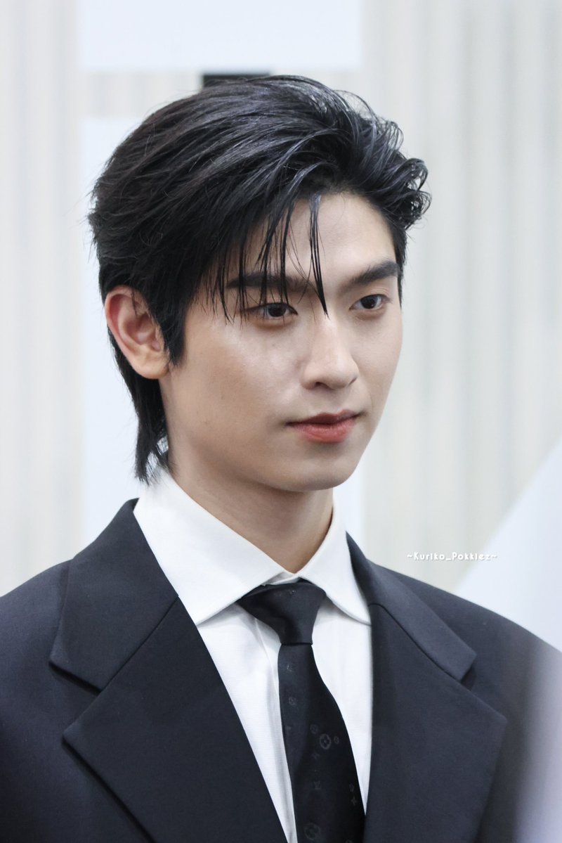 ความหล่อของโทมัสวิชวลที่แท้ 1000% มุมไหนก็หล่ออออ 🦊✨️

MISS WORLD TH26 X THOMAS
#MWT2026xDOMUNDI
#MissWorldThailand2026 
#tthomastc