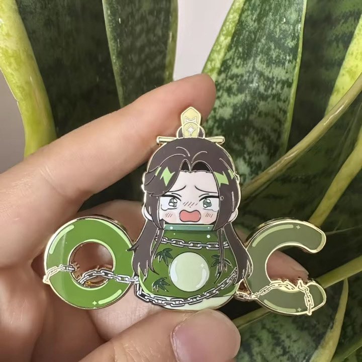 junkofzeart's tweet photo. New variant of my SQQ OOC pin! #svsss #sqq https://t.co/Re3HdaQq9A