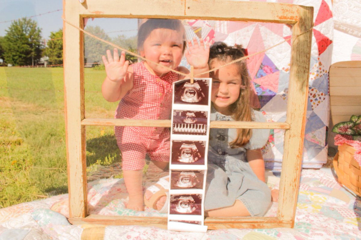 AngelesEthan's tweet photo. Happy Mothers Day to the most loving and caring mama there is, I can’t wait to watch you love another one of our babies @ChastainLaney  #SeptemberBaby https://t.co/ITDz2hJevV