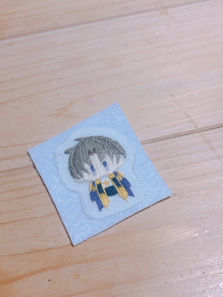 mattya_112's tweet photo. こんな感じで出来る刺繍ストラップ🪡 https://t.co/3TgCjhYXbY