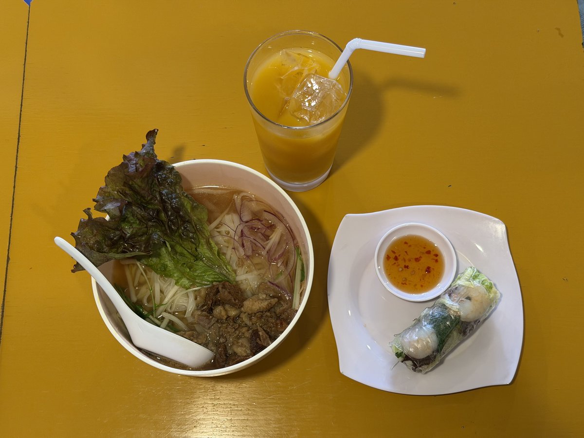 ethnicmap's tweet photo. フォーヴァ ビアホイ 
🇻🇳   テラス席でワンちゃんも歓迎。アジアの路地裏食堂の雰囲気
    🚶 東中野駅から徒歩1分

中野区エスニックマップ2026
掲載店・施設を順番にご紹介します！
    https://t.co/b8v9gy67JZ
    #中野区エスニックマップ #中野区 #多文化共生 https://t.co/u351j3GTdz