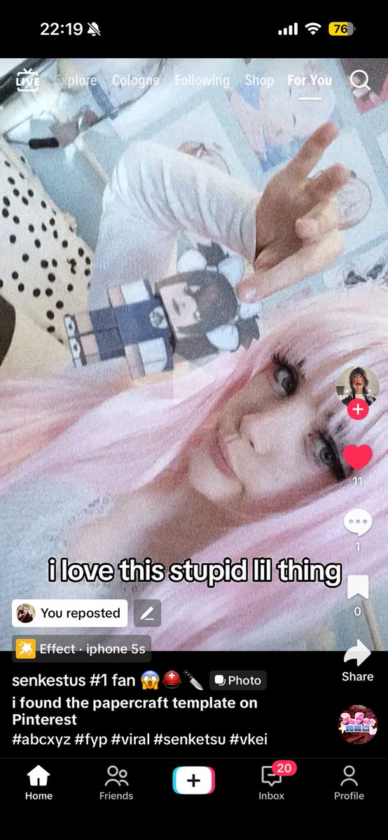 404jiluka's tweet photo. RAAAH I CANT THIS MAKES ME SO HAPPY🥹🤍 IM SO HAPPY HAPPYY THAT PEOPLE USE THE PAPERCRAFT I MADE HHIHIIHI https://t.co/t8c5eA4r5Q